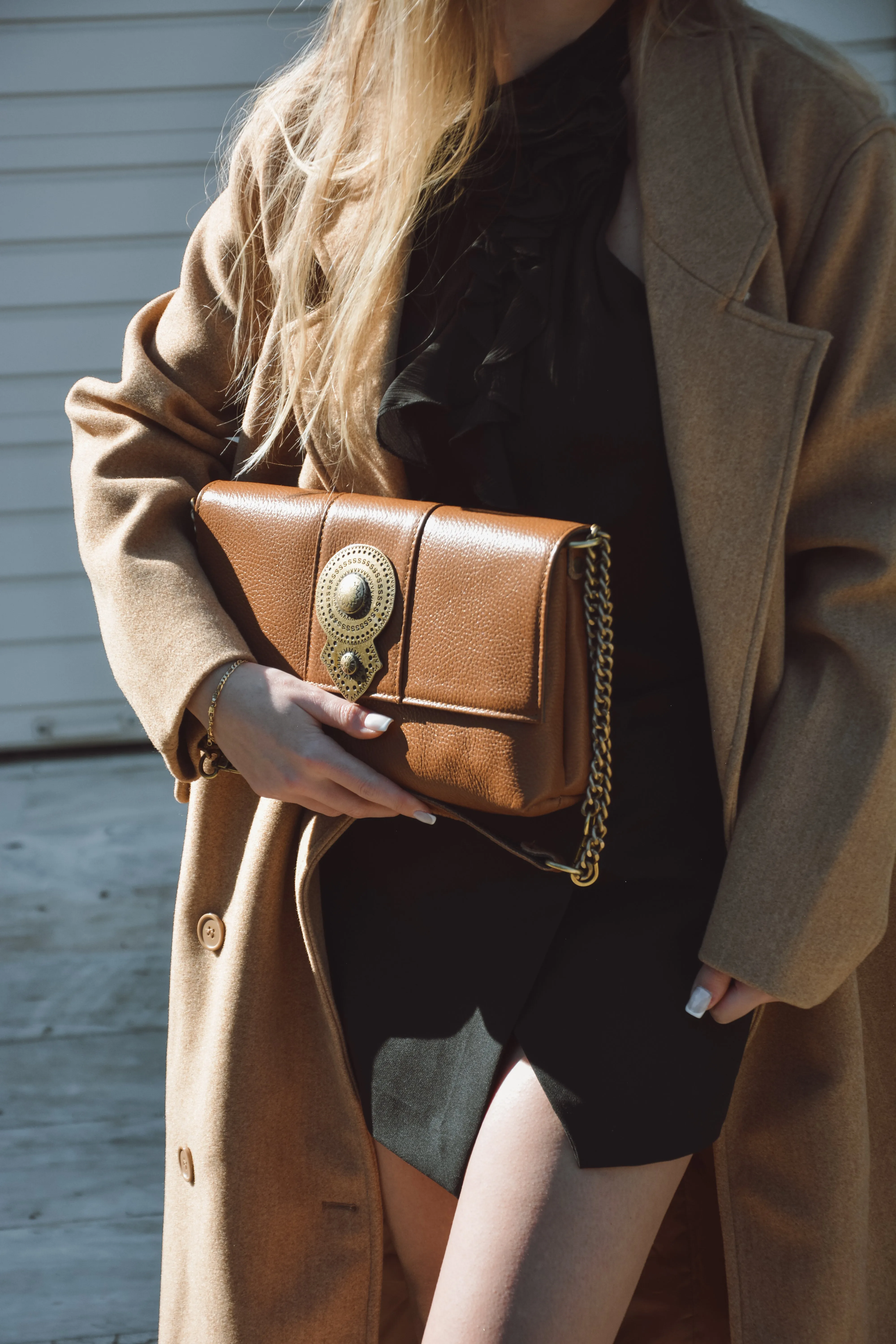 Aurora Leather Shoulder Bag - Tabac