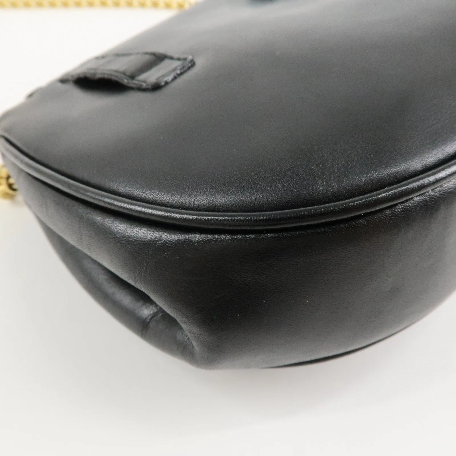Ferragamo Varra Leather Chain Shouder Bag Gold Chain Black Used