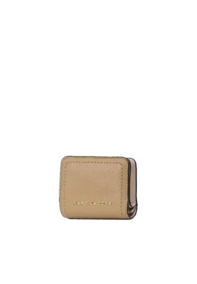 Marc Jacobs Groove Mini Wallet Compact In Iced Coffee S101L01SP21